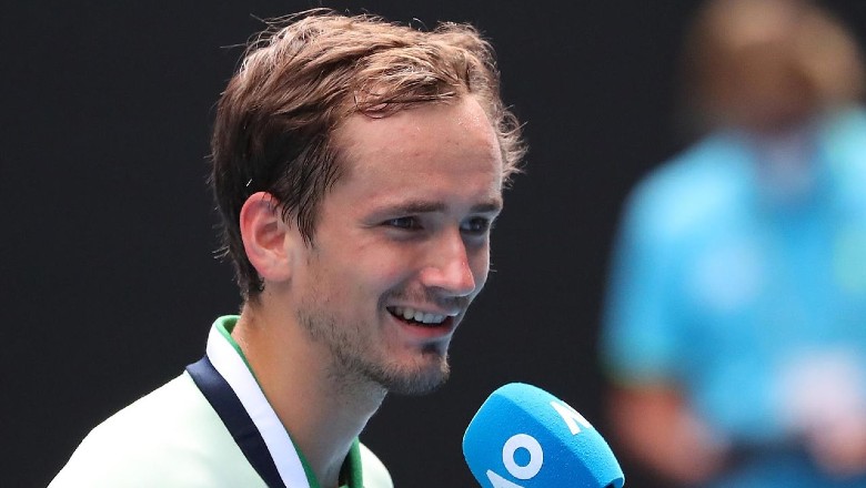 Kết quả tennis 18/1: Australian Open ngày 2 - Medvedev giành vé đi tiếp - Ảnh 1