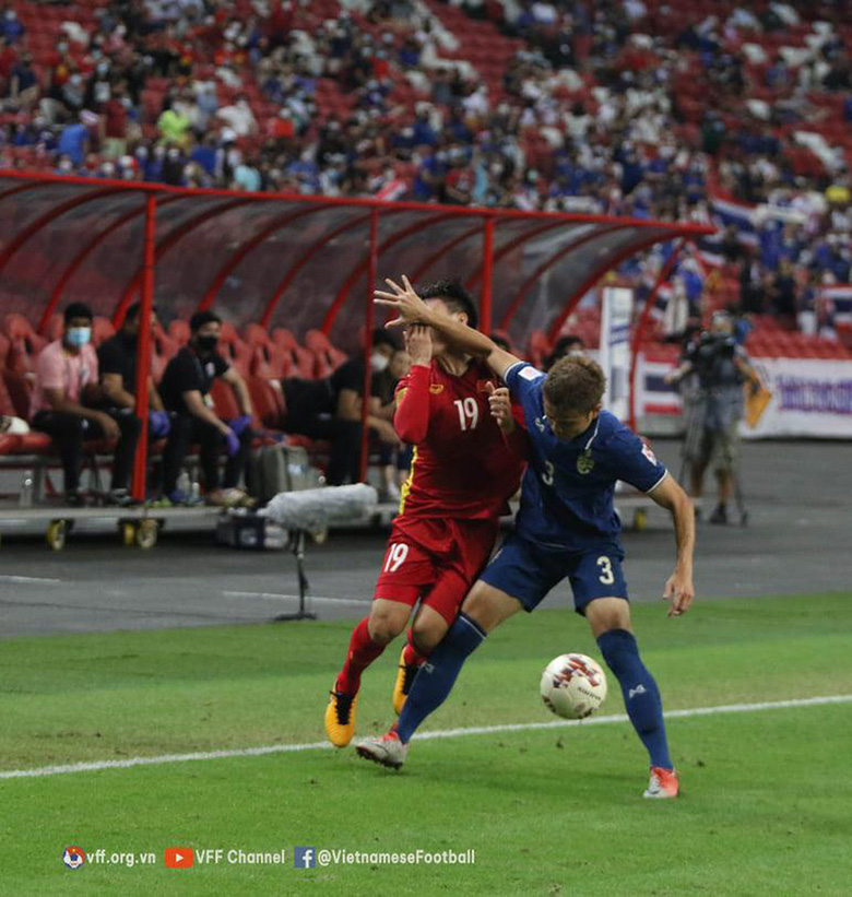 Theerathon Bunmathan đổ thừa cho đối thủ về việc chơi xấu ở AFF Cup - Ảnh 2