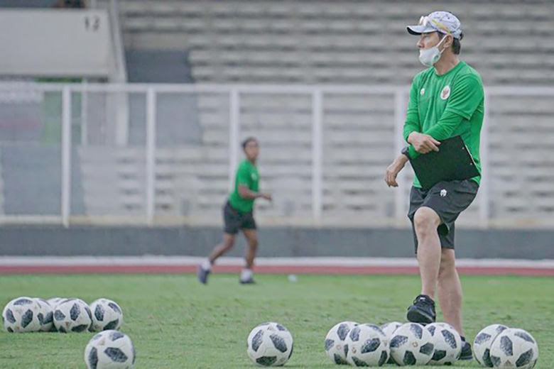 HLV Shin Tae Yong: Các cầu thủ Indonesia suy sụp tinh thần sau AFF Cup 2021 - Ảnh 1