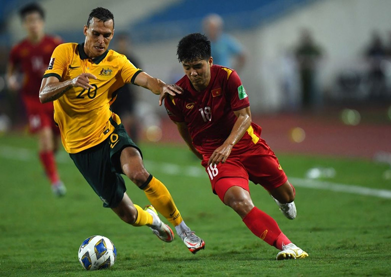 'ĐT Australia sẽ kiểm soát bóng ngay trên phần sân của Việt Nam' - Ảnh 1