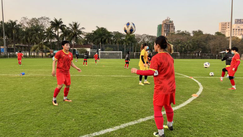 ĐT nữ Việt Nam chỉ còn vắng 1 cầu thủ khi đối đầu Trung Quốc - Ảnh 1