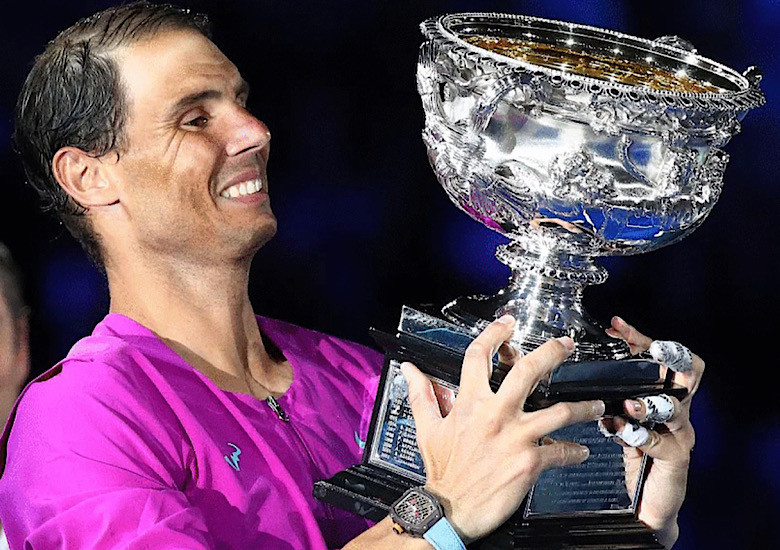 CHÙM ẢNH: Rafael Nadal ăn mừng chức vô địch Úc Mở rộng 2022 - Ảnh 9