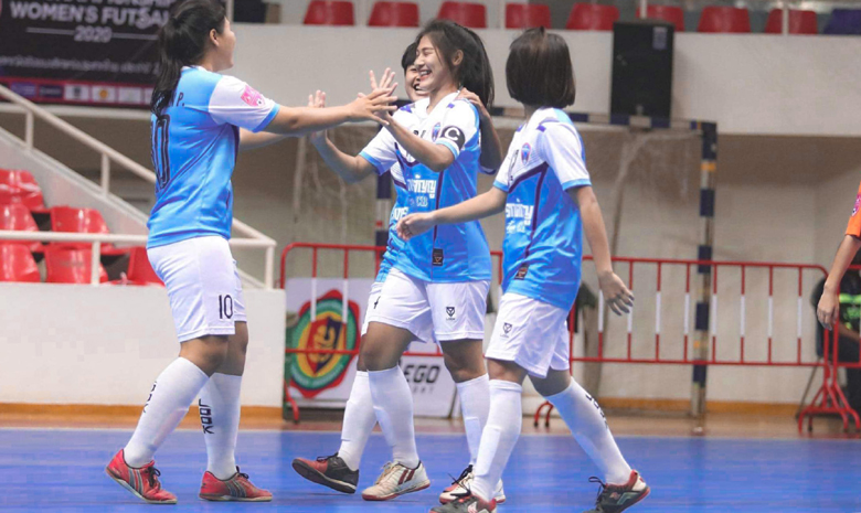 Hoa khôi ĐT nữ Futsal Thái Lan từng là nhân viên thu ngân - Ảnh 2