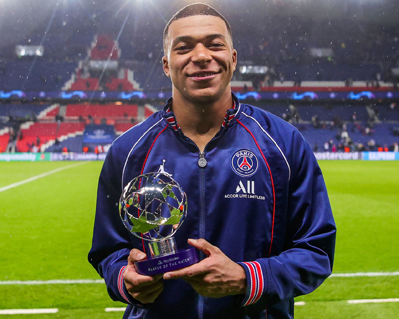 Mbappe trả lời câu hỏi về tương lai bằng tiếng Tây Ban Nha - Ảnh 3