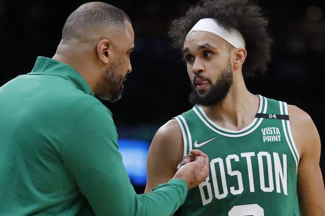 Thắng vùi dập Philadelphia 76ers, Boston Celtics lập kỷ lục - Ảnh 1