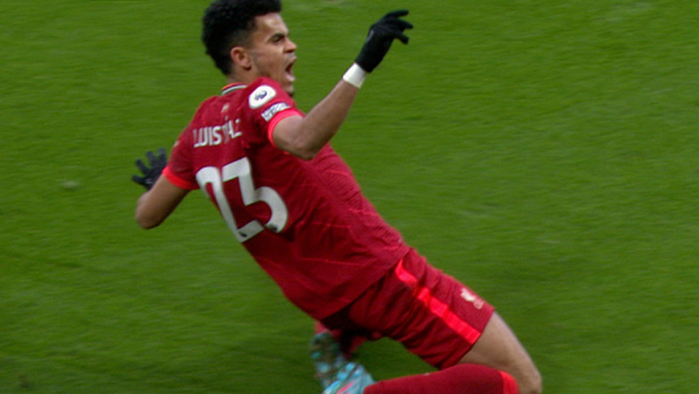 Bom tấn 50 triệu bảng Luis Diaz ghi bàn đầu tiên trong màu áo Liverpool - Ảnh 1