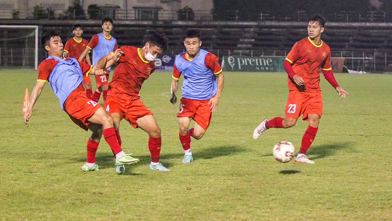 U23 Việt Nam hủy tập trước trận gặp Thái Lan vì COVID-19 - Ảnh 1
