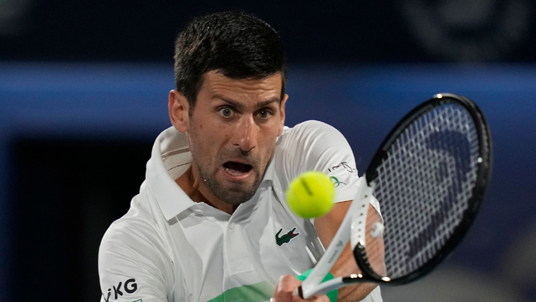 Djokovic thắng dễ Lorenzo Musetti, vào vòng 2 Dubai Championship - Ảnh 4