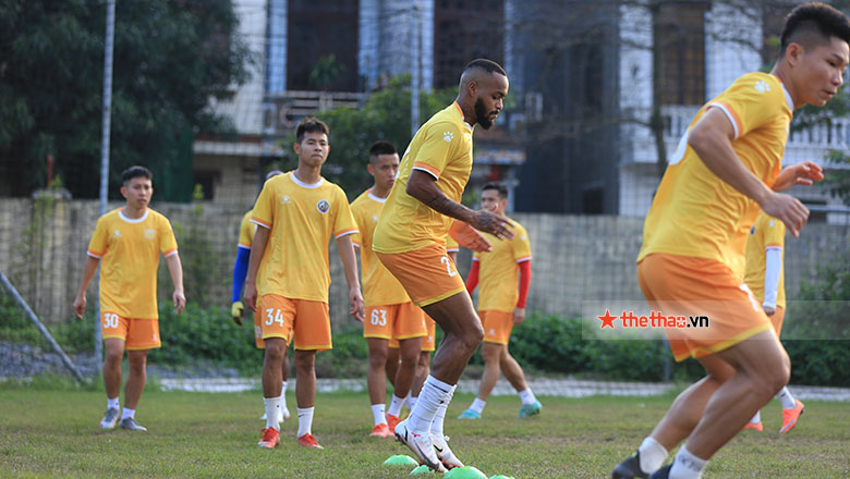 CLB Nam Định luyện ‘bài tủ’, quyết thắng HAGL trong trận mở màn V.League 2022 - Ảnh 7