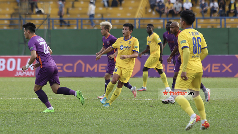 SLNA thắng tối thiểu Bình Dương, mở màn V.League 2022 bằng 3 điểm - Ảnh 11