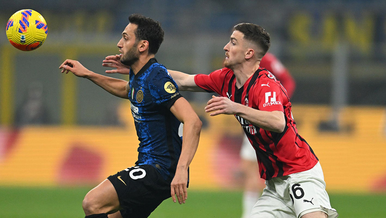 Derby Milano tẻ nhạt, Milan và Inter hẹn ‘phán xử’ nhau ở trận bán kết lượt về Cúp Quốc gia Italia - Ảnh 1