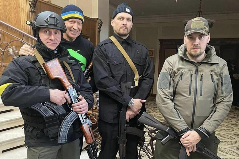 Anthony Joshua đấu 'quân xanh' trong thời gian Oleksandr Usyk bảo vệ Ukraine? - Ảnh 2