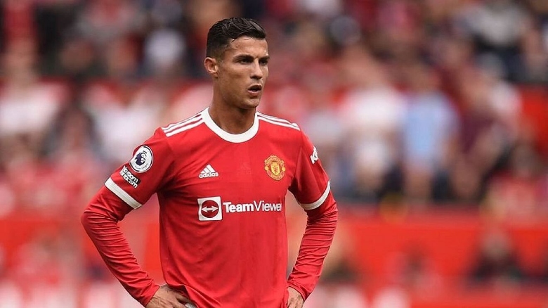 Vì sao Ronaldo không thi đấu trận derby Manchester? - Ảnh 1