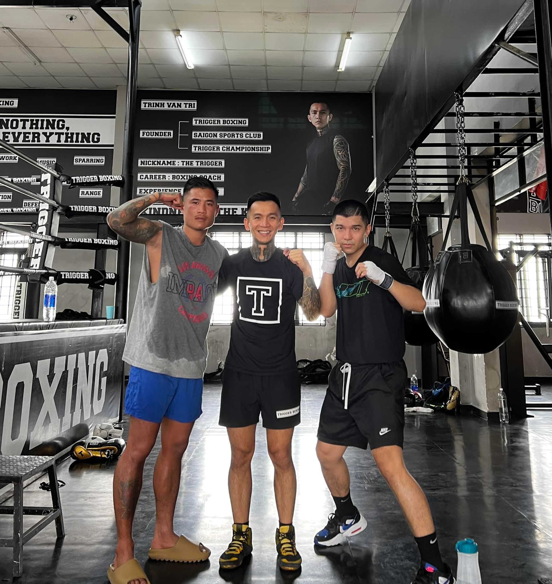 Boxer Tim Phạm về Việt Nam tập luyện trước ngày thượng đài - Ảnh 1