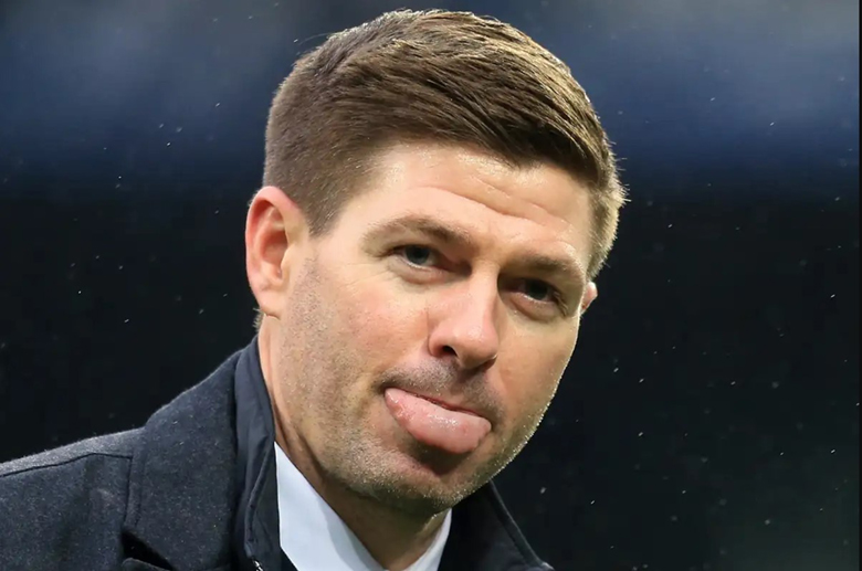 HLV Gerrard phản pháo màn 'hỏi đểu' của phóng viên sau trận thua Arsenal - Ảnh 1