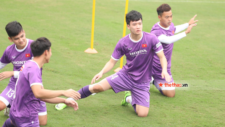 Danh sách cầu thủ Việt Nam âm tính trước trận gặp Oman - Ảnh 2