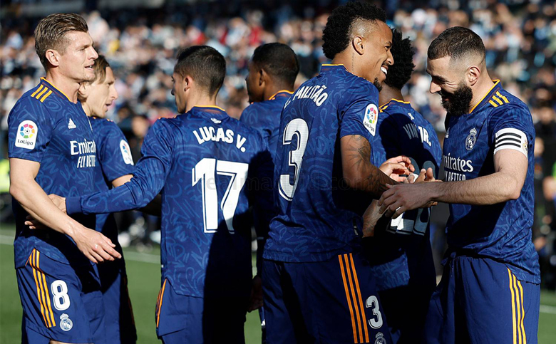 Benzema lập cú đúp, Real Madrid tạm thời bỏ cách nhóm bám đuổi 12 điểm - Ảnh 3