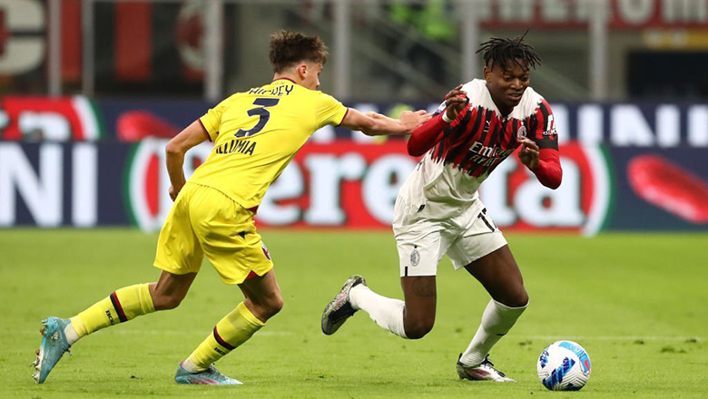 AC Milan bị thu hẹp khoảng cách trên bảng xếp hạng Serie A trong ngày Ibrahimovic đổ máu - Ảnh 2