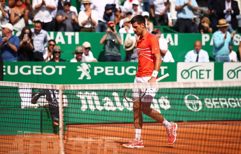 Djokovic tập luyện tại Monte Carlo, sẵn sàng tái xuất sau gần 2 tháng - Ảnh 2