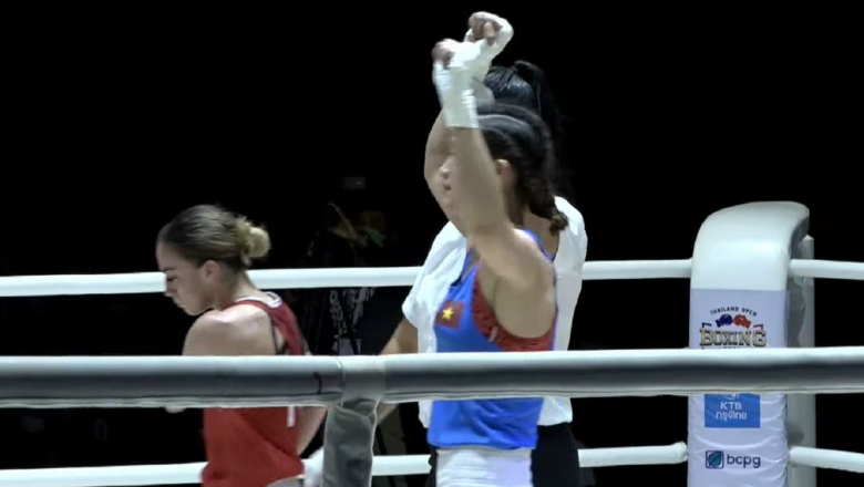 Nguyễn Thị Tâm đánh bại võ sĩ Italia ở giải Boxing Thái Lan Mở rộng dù bị trừ điểm - Ảnh 2