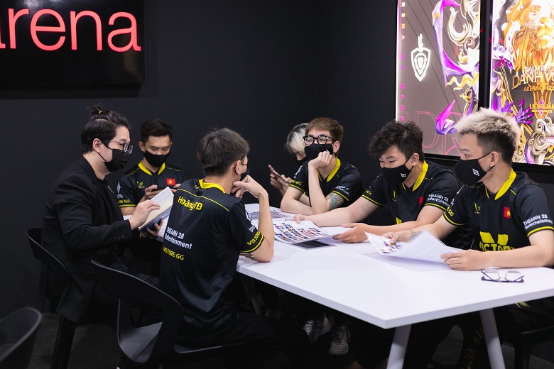 V Gaming Quang Hải: ‘Mình luôn đánh giá cao Team Flash nhưng họ đang thiếu sự ổn định’  - Ảnh 3