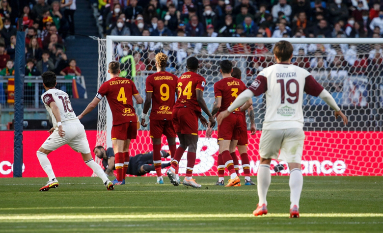 AS Roma thắng ngược trong 4 phút, kiên trì bám đuổi Top 4 Serie A - Ảnh 3