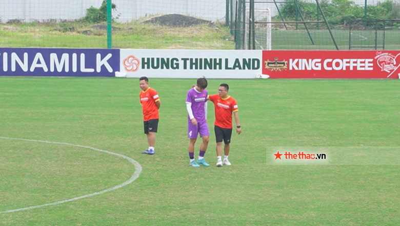 ĐT U23 Việt Nam đón Quang Thịnh trở lại trước thềm SEA Games 31 - Ảnh 1