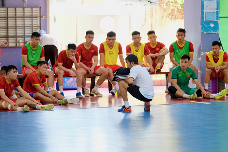 ĐT futsal Việt Nam loại 2 cầu thủ ở đợt tập huấn trước SEA Games 31 - Ảnh 1