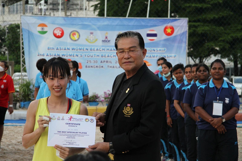 Bóng ném bãi biển nữ Việt Nam vô địch châu Á, giành suất dự 2 giải thế giới - Ảnh 1