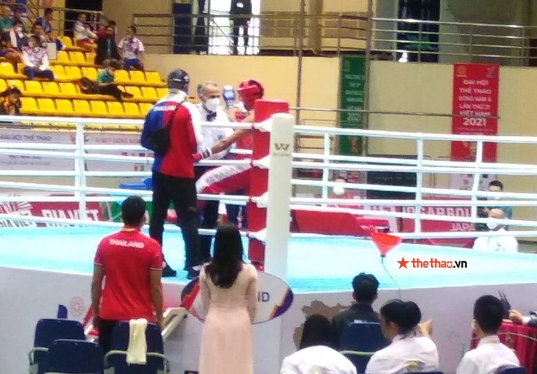 Kickboxing SEA Games 31: Võ sĩ Thái Lan biến Nguyễn Xuân Phương thành cựu vô địch - Ảnh 2