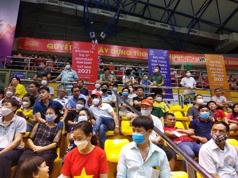 Nhà thi đấu Bắc Ninh 'nổ tung' với chiến thắng của những võ sĩ Kickboxing Việt Nam - Ảnh 1