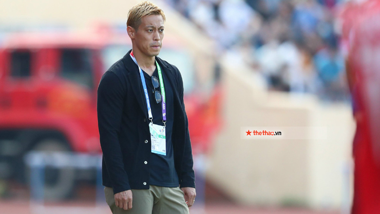 HLV ĐT U23 Thái Lan lo ngại sự diện diện của Keisuke Honda trước trận gặp Campuchia - Ảnh 1