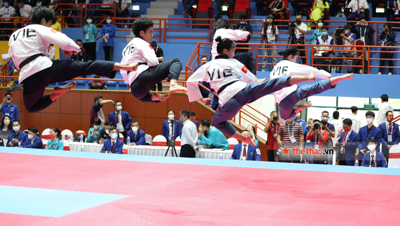 Teakwondo giành HCV cho Việt Nam ngay trận ra quân tại SEA Games 31 - Ảnh 1