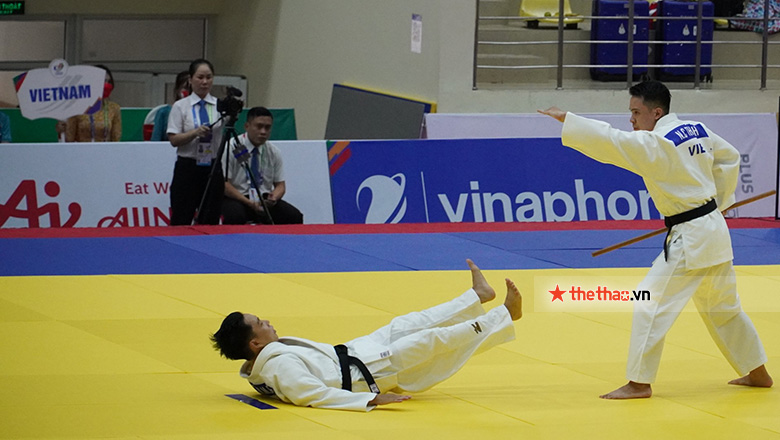Judo Việt Nam giành 2 HCV trong ngày ra quân tại SEA Games 31 - Ảnh 2