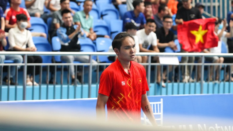 Quần vợt SEA Games 31: Lý Hoàng Nam đánh bại đối thủ Thái Lan, gặp Trịnh Linh Giang ở chung kết - Ảnh 2