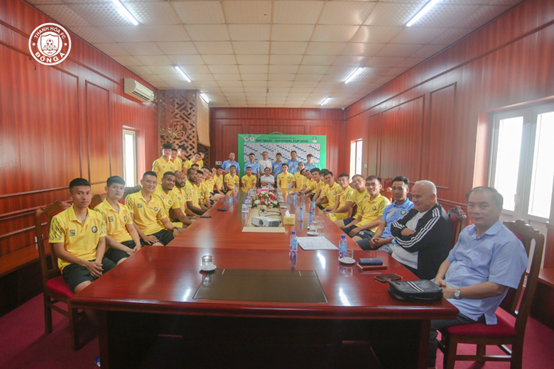 Chủ tịch CLB Thanh Hóa mong cả đội tích cực tập luyện khi V.League 2022 tạm nghỉ - Ảnh 2