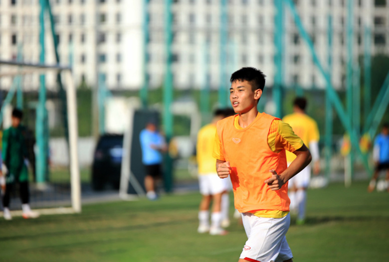 U19 Việt Nam luyện pressing giống đội U23 cho giải Đông Nam Á - Ảnh 1