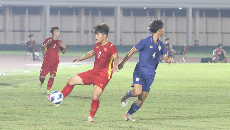Kết quả U19 Việt Nam vs U19 Thái Lan: Hòa kịch tính, 2 đội dắt tay nhau vào bán kết - Ảnh 3