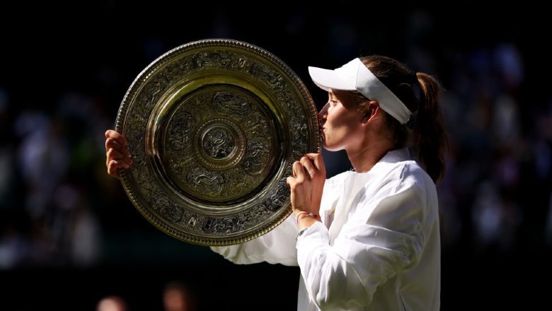 Rybakina đi vào lịch sử sau chức vô địch Wimbledon 2022 - Ảnh 1