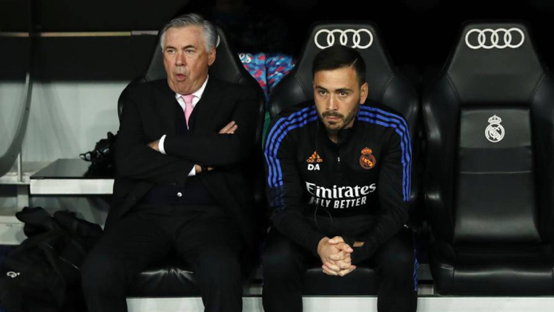 Carlo Ancelotti là ai? Tiểu sử, cuộc đời và sự nghiệp lừng lẫy của HLV Real Madrid - Ảnh 9