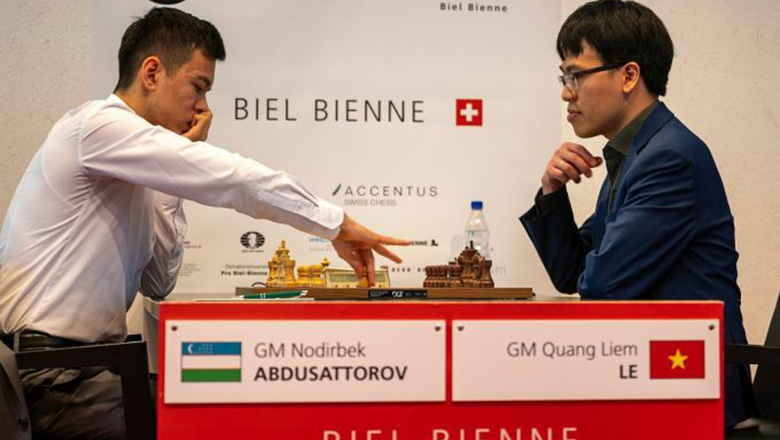 Lê Quang Liêm giành chiến thắng trước ĐKVĐ thế giới cờ nhanh - Ảnh 1
