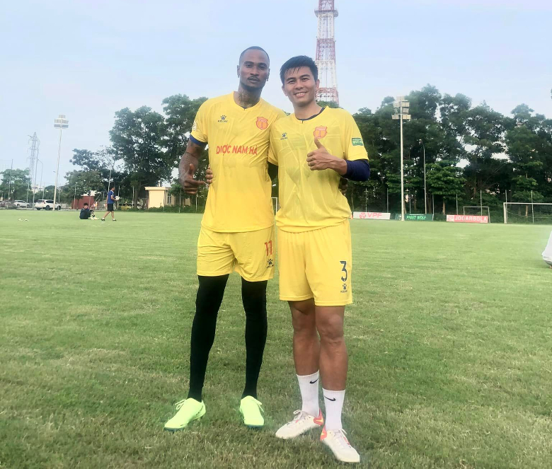 Diego Fagan khoác áo Nam Định ở giai đoạn hai V.League 2022 - Ảnh 1