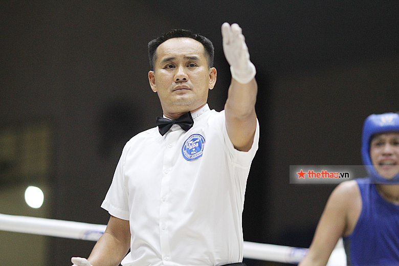 HLV Hà Nội nam ném chai nước vào trọng tài ở giải Boxing trẻ toàn quốc - Ảnh 8