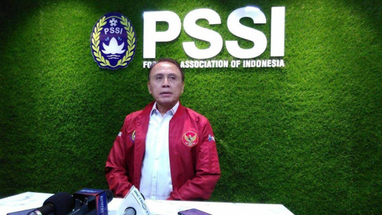 Chủ tịch PSSI gặp gỡ AFF, sớm từ bỏ ý định gia nhập bóng đá Đông Á? - Ảnh 1