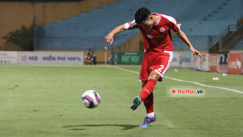 Phan Tuấn Tài tỏa sáng trong lần đầu ra mắt V.League - Ảnh 1