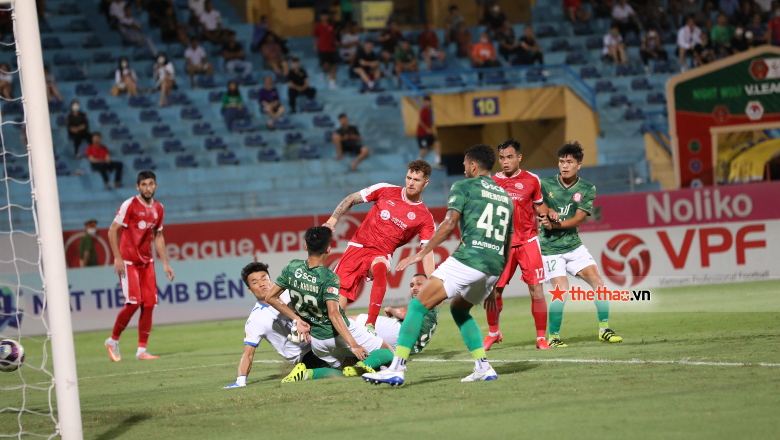 Phan Tuấn Tài tỏa sáng trong lần đầu ra mắt V.League - Ảnh 6