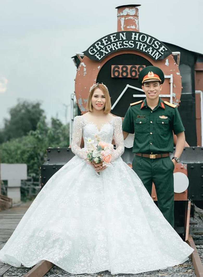 Trần Thị Linh lấy chồng sau khi giành HCV Boxing SEA Games 31 - Ảnh 2