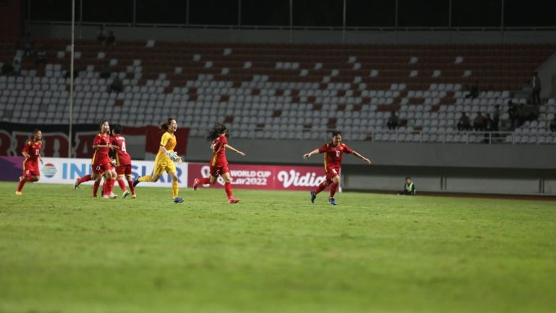 HLV U18 nữ Việt Nam: Cả đội học được nhiều điều trước Indonesia - Ảnh 1