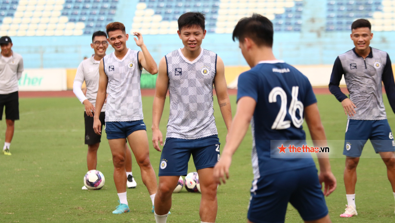 Trợ lý Hà Nội FC: Chúng tôi đã chuẩn bị từ sớm nên không ảnh hưởng nhiều khi thiếu HLV Chun Jae Ho - Ảnh 2