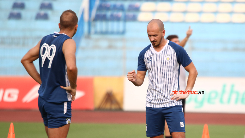 Trợ lý Hà Nội FC: Đội sẽ bổ sung một ngoại binh chất lượng nữa - Ảnh 2